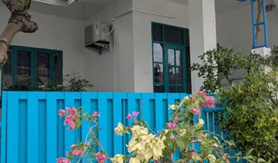 2 Schlafzimmern Reihenhaus zu verkaufen in Bo Phut, Surat Thani 