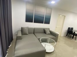 2 спален Кондо в аренду в Serene Place Sukhumvit 24, Khlong Tan