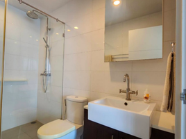 2 Bedroom Condo for rent at The Vertical Aree, Sam Sen Nai