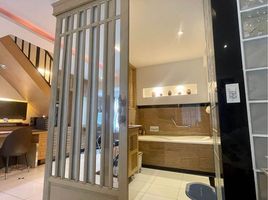 1 Bedroom Condo for sale at Galae Thong Tower, Pa Daet