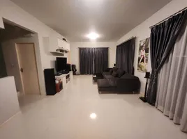 3 Bedroom House for rent at Chaiyapruk Srinakarin, Phraeksa