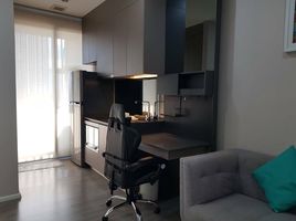 1 спален Кондо в аренду в The Room Sukhumvit 69, Phra Khanong Nuea