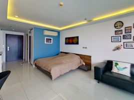 Studio Apartment for rent at Wongamat Tower, Na Kluea, Pattaya