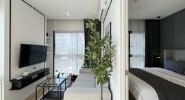 Available Units at Dlux Condominium 