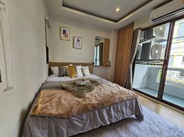 Studio Apartment for sale at Bodin Suite Home, Phlapphla, Wang Thong Lang, Bangkok