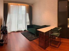 1 Bedroom Condo for sale at Khun By Yoo, Khlong Tan Nuea