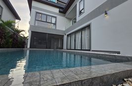 4 bedroom Villa for sale in Chon Buri, Thailand
