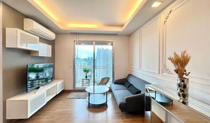 2 chambres Condominium a vendre à Bang Kapi, Bangkok Thru Thonglor