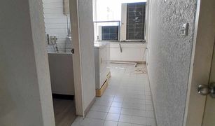 3 Bedrooms Condo for sale in Chong Nonsi, Bangkok Baan Yen Akard