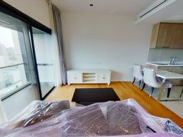 1 Bedroom Condo for rent at Circle Living Prototype, Makkasan