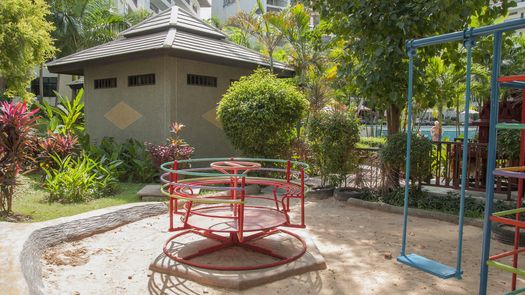 Фото 1 of the Детская площадка на открытом воздухе at Wongamat Privacy 