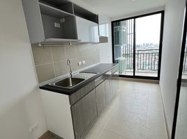 2 Bedroom Condo for sale at Supalai Loft Yaek Fai Chai station, Bang Khun Si