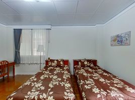 อพาร์ทเม้นท์ 2 ห้องนอน ให้เช่า ในโครงการ Aramvej Apartment, คลองตันเหนือ