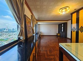 3 Schlafzimmer Wohnung zu verkaufen im Si Phraya River View, Talat Noi, Samphanthawong