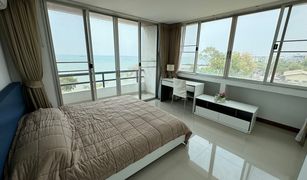 2 chambres Condominium a vendre à Surasak, Pattaya Rama Harbour View