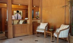 图片 2 of the Reception / Lobby Area at Suan Phinit