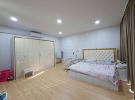 4 Bedroom House for rent at Pricha Lam Phet Village, Hua Mak, Bang Kapi
