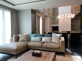 3 спален Кондо в аренду в The Crest Sukhumvit 24, Khlong Tan