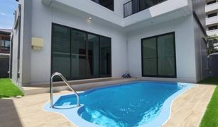 4 Schlafzimmern Villa zu verkaufen in Ban Waen, Chiang Mai Palm Springs Privato