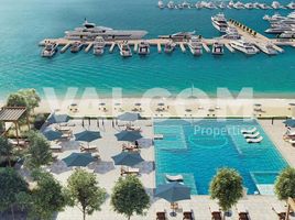 3 बेडरूम अपार्टमेंट for sale at EMAAR Beachfront, Jumeirah