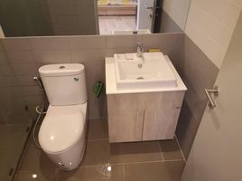 2 Bedroom Condo for rent at Ideo Mobi Rama 9, Huai Khwang