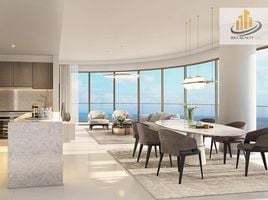 2 बेडरूम अपार्टमेंट for sale at Grand Bleu Tower, EMAAR Beachfront