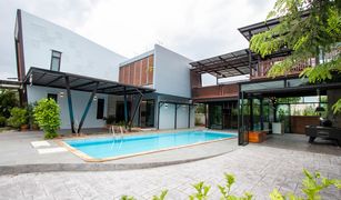5 Bedrooms House for sale in San Phisuea, Chiang Mai 