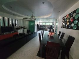 4 Schlafzimmer Reihenhaus zu vermieten im Esta Home Private Park, Bang Khlo, Bang Kho Laem