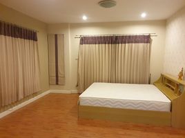 3 Schlafzimmer Haus zu vermieten im Ruen Pruksa 2, Rai Noi