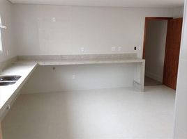 4 Bedroom House for sale at Boqueirão, Sao Vicente