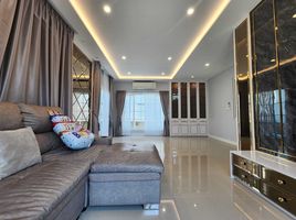 4 Bedroom Villa for sale at Golden Neo 2 Ladprao-Kaset Nawamin, Khlong Kum