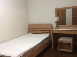 2 Schlafzimmer Wohnung zu vermieten im Baan Na Varang, Lumphini