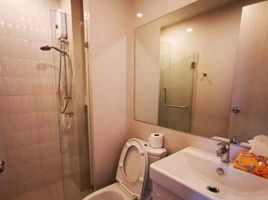 2 Bedroom Condo for rent at Life Asoke, Bang Kapi, Huai Khwang