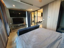 1 Bedroom Condo for rent at Noble Ploenchit, Lumphini