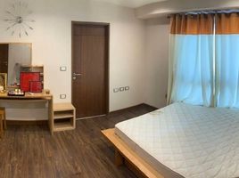 2 Schlafzimmer Wohnung zu vermieten im Silom City Resort, Si Lom