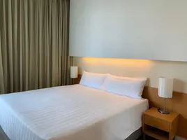 1 спален Кондо в аренду в Chatrium Residence Riverside, Wat Phraya Krai