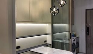 1 Bedroom Condo for sale in Khlong Tan Nuea, Bangkok Rhythm Ekkamai Estate