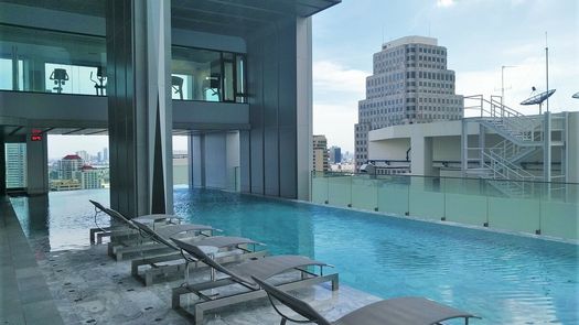 Photo 1 of the Communal Pool at Edge Sukhumvit 23