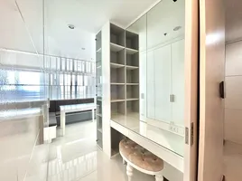 Studio Appartement zu verkaufen im Supalai Prima Riva, Chong Nonsi, Yan Nawa, Bangkok