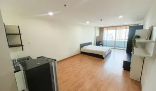 Studio Condo for sale in Thanon Phet Buri, Bangkok The Platinum 