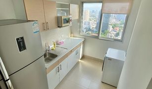 1 Bedroom Condo for sale in Bang Kapi, Bangkok Supalai Park Ekkamai-Thonglor