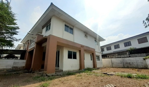 Дом, 3 спальни на продажу в Bang Rak Phatthana, Нонтабури Villa Kunalai 1 Bangbuathong