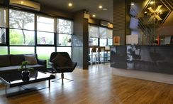 图片 2 of the Reception / Lobby Area at Zcape X2