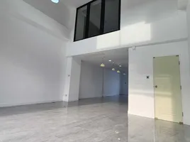 295 m² Office for rent in Thailand, Prawet, Prawet, Bangkok, Thailand