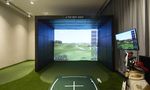 Simulateur de golf at ดิ เอส อโศก