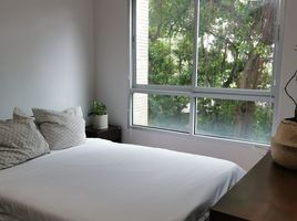 1 Schlafzimmer Wohnung zu vermieten im The 49 Plus 2, Khlong Tan Nuea