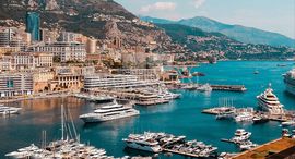 Monte Carlo पर उपलब्ध यूनिट