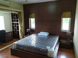 4 Bedroom House for rent at Krong Thong Villa Park Rama 9-Srinakarin, Hua Mak
