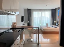 Studio Apartment for rent at The Emerald Terrace, Patong