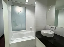 1 Bedroom Condo for rent at Ideo Sathorn-Taksin, Bang Lamphu Lang, Khlong San, Bangkok